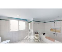 Se vende: Villa con tres unidades residenciales, Caleta de Vélez, Málaga,