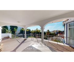 Se vende: Villa con tres unidades residenciales, Caleta de Vélez, Málaga,