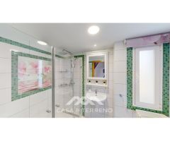 Se vende: Villa con tres unidades residenciales, Caleta de Vélez, Málaga,