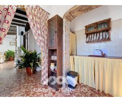 Encantadora Finca en Sedella, Bajo las Faldas de La Maroma