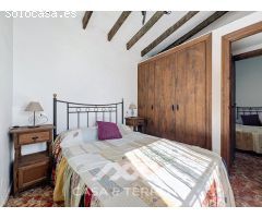 Encantadora Finca en Sedella, Bajo las Faldas de La Maroma