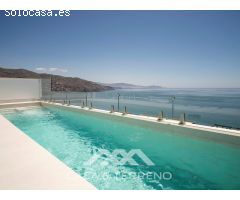 Se vende: Espectacular pareado con vistas al mar en Almuñécar