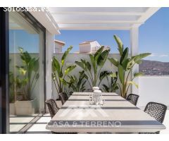 Se vende: Espectacular pareado con vistas al mar en Almuñécar