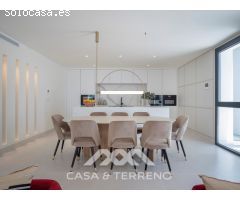 Se vende: Espectacular pareado con vistas al mar en Almuñécar
