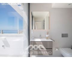 Se vende: Espectacular pareado con vistas al mar en Almuñécar