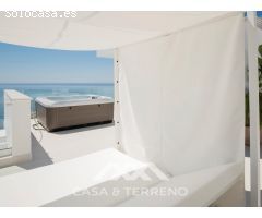 Se vende: Espectacular pareado con vistas al mar en Almuñécar