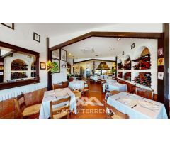 En venta: All In One: Penthouse, Hostel y Restaurant frente al mar