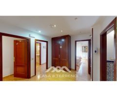 En venta: All In One: Penthouse, Hostel y Restaurant frente al mar