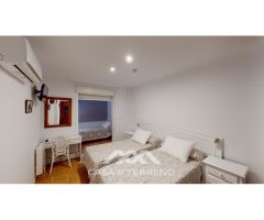 En venta: All In One: Penthouse, Hostel y Restaurant frente al mar