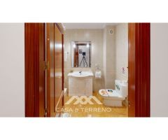 En venta: All In One: Penthouse, Hostel y Restaurant frente al mar
