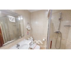 En venta: All In One: Penthouse, Hostel y Restaurant frente al mar