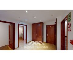 En venta: All In One: Penthouse, Hostel y Restaurant frente al mar