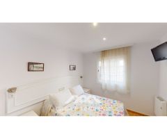 En venta: All In One: Penthouse, Hostel y Restaurant frente al mar
