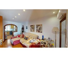En venta: All In One: Penthouse, Hostel y Restaurant frente al mar