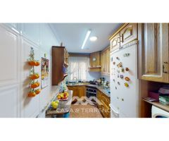 En venta: All In One: Penthouse, Hostel y Restaurant frente al mar