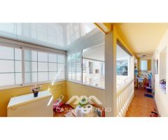 En venta: All In One: Penthouse, Hostel y Restaurant frente al mar