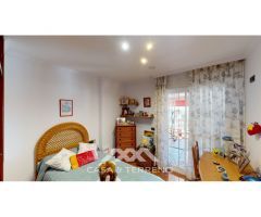 En venta: All In One: Penthouse, Hostel y Restaurant frente al mar