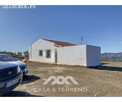 Se vende: Propiedad a Solo 20 Minutos del Mar: ¡Una Oportunidad Única!