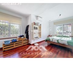Se vende: Exclusiva villa en primera línea de playa en Almayate