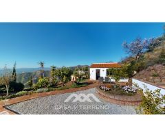 Se vende: exclusiva villa con impresionantes vistas panorámicas al mar y a las