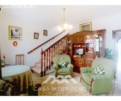 Se Vende Casa con mucho potencial en Periana