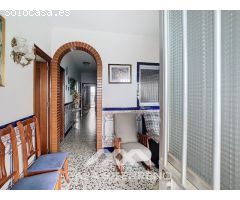Se Vende Casa con mucho potencial en Periana
