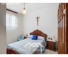 Se Vende Casa con mucho potencial en Periana