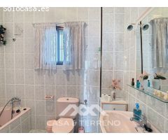 Se Vende Casa con mucho potencial en Periana