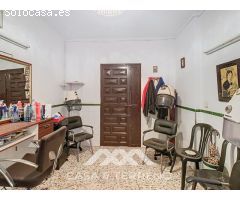 Se Vende Casa con mucho potencial en Periana