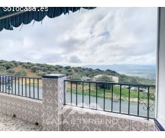 Se Vende Casa con mucho potencial en Periana