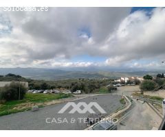 Se Vende Casa con mucho potencial en Periana