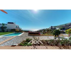 Se vende: Villa mediterránea de diseño sostenible en Torrox Costa