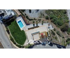 Se vende: Villa mediterránea de diseño sostenible en Torrox Costa