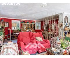 Se vende: Casa Familiar en Rio Bermuza con Vistas a las Montañas