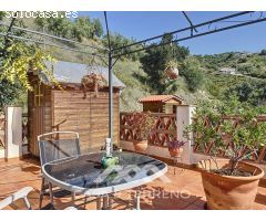Se vende: Casa Familiar en Rio Bermuza con Vistas a las Montañas