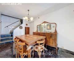 Se vende: Vida de pueblo con encanto - Casa espaciosa con terraza, patio y