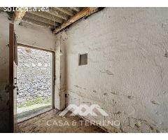 Se vende: Vida de pueblo con encanto - Casa espaciosa con terraza, patio y