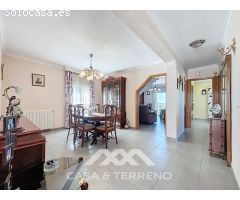 Se vende: Amplio Chalet a Poca Distancia del Centro de Cómpeta