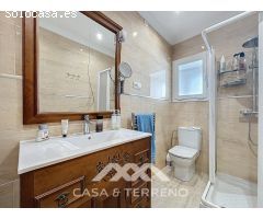 Se vende: Amplio Chalet a Poca Distancia del Centro de Cómpeta