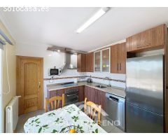 Se vende: Amplio Chalet a Poca Distancia del Centro de Cómpeta