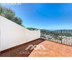 Se vende: Amplio Chalet a Poca Distancia del Centro de Cómpeta