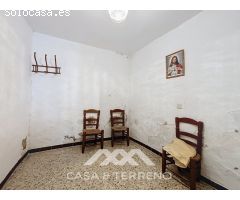 Se vende: Casa con Encanto y Potencial en Canillas de Aceituno