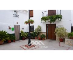 Se vende: Casa con Encanto y Potencial en Canillas de Aceituno