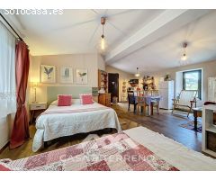 Se vende: Casa con Dos Viviendas, Piscina y Vistas Panorámicas cerca de Comares