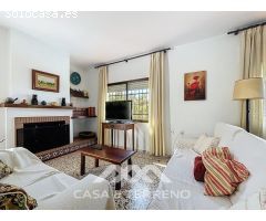 Se vende: Casa de campo con vistas al mar y gran parcela en Almayate Alto