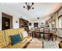 Se vende: Casa de campo con vistas al mar y gran parcela en Almayate Alto