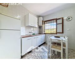 Se vende: Casa de campo con vistas al mar y gran parcela en Almayate Alto