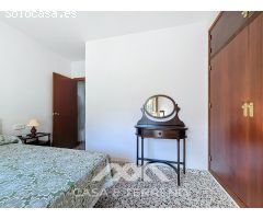 Se vende: Casa de campo con vistas al mar y gran parcela en Almayate Alto