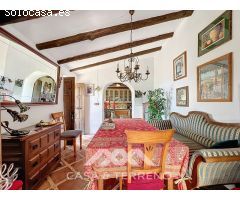 Se vende: Un lugar para llegar y quedarse: Villa mediterránea con alma y vistas