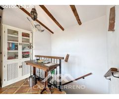 Se vende: Un lugar para llegar y quedarse: Villa mediterránea con alma y vistas